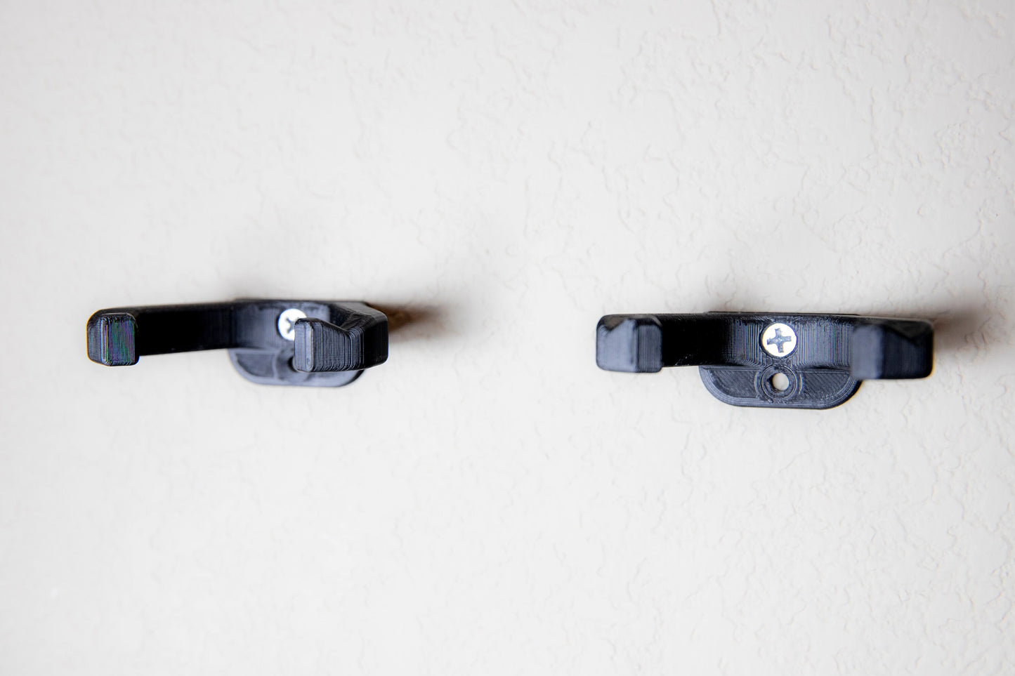 Meta Quest 1/Quest 2 wall mount. Includes a 1 Year Warranty!