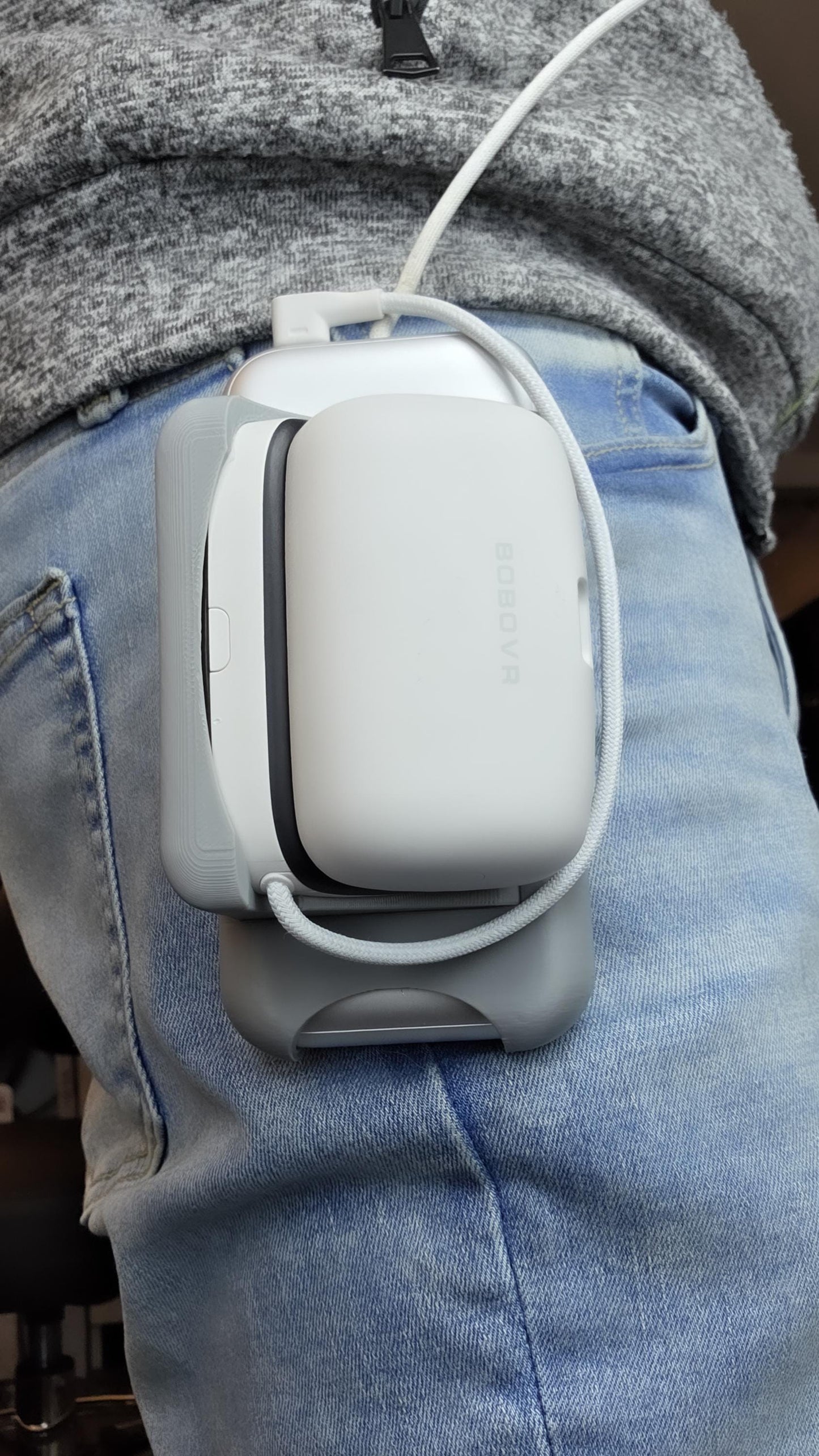 Battery holster/clip for Apple Vision Pro, BoboVR PD100 & Baseus Picogo mount options!